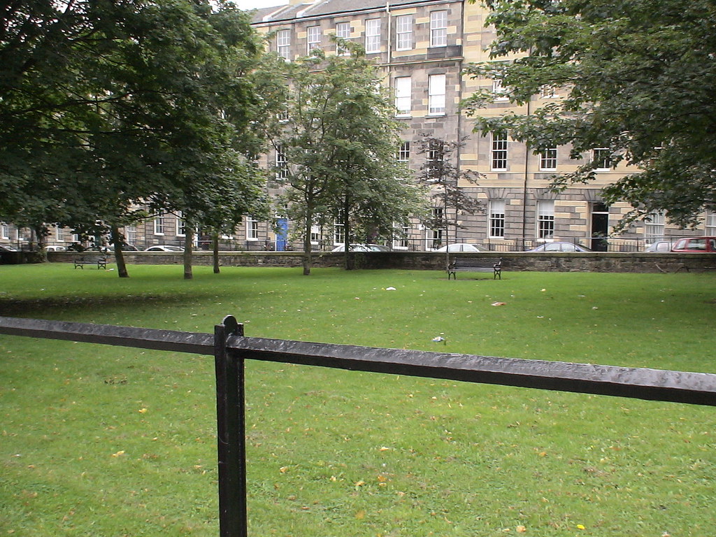 Gayfield Square