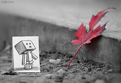 Danbo Cardboard Robot on Cute Art Fall Nature Pencil Paper Season Print Creativity Japanese