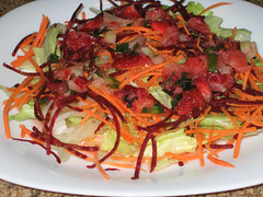 Salada com Vinagrete de Morango