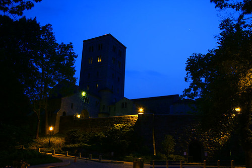 The-Cloisters-at-night
