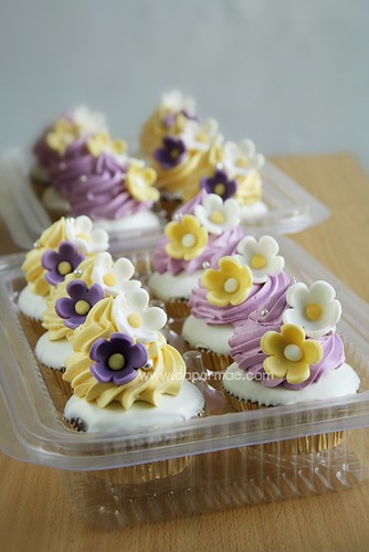 Purple & Yellow Cupcakes