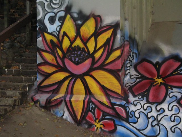 lotus graffiti
