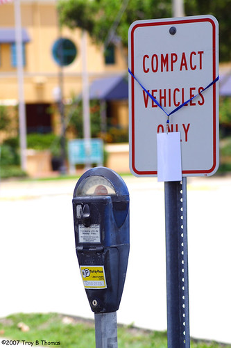 Sign_CompactVehicles