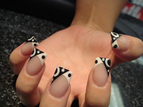 nail art pictures in beauty salon