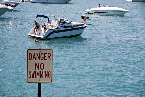 Danger No Swimming