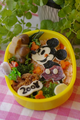 Mickey mouse bento box by luckysundae