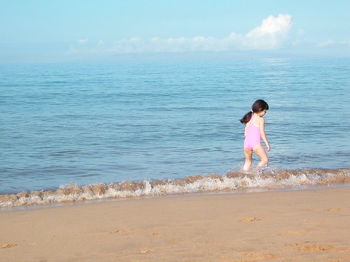hawaii beaches girls. Hawaii Beach Girl