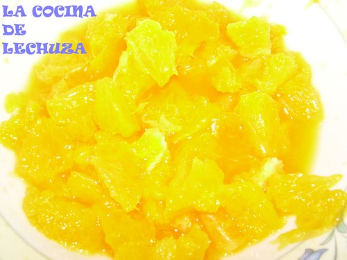 Pastel choco-naranja fruta