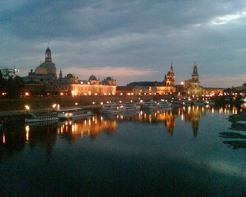 Dresden aa noite