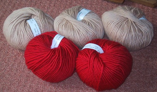 Wool for felted honeycomb bag