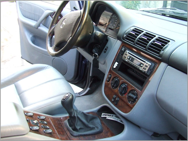 Mercedes ML detallado
interior-02