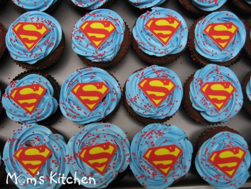 cupcake-Superman
