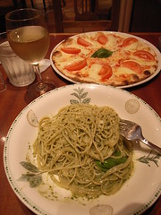 Spaghetti and pizza
