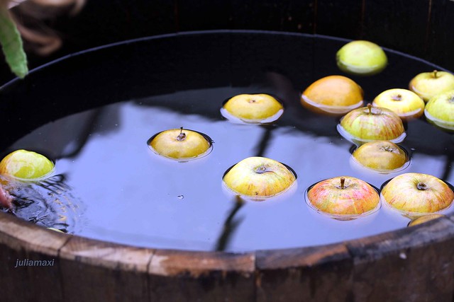 Английские яблочные уикэнды + Эскалопы с яблоками 