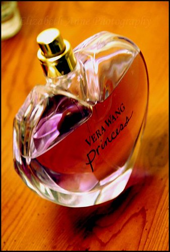 vera wang perfume bottles. Vera Wang Perfume