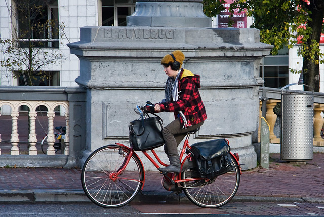 Amsterdam Cycle Chic - Beauwbrug