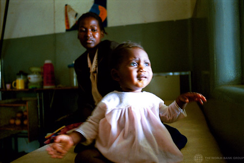 2574 03 world bank  macienne hospital  mozambique  photo  eric miller  world