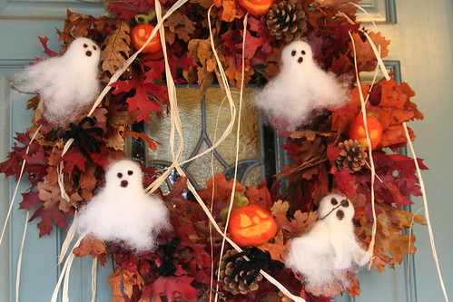 Halloween Wreath with Needle-Felted Ghosts and Jacks