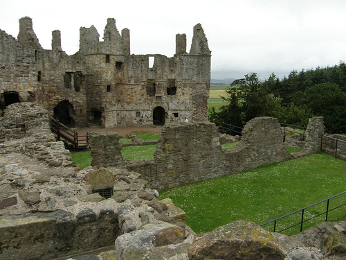 Dirleton castle 1