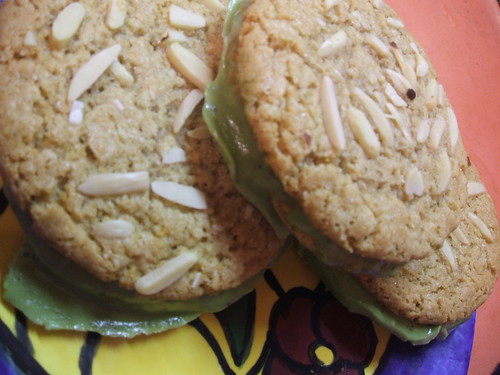 favouritealmondcookies3