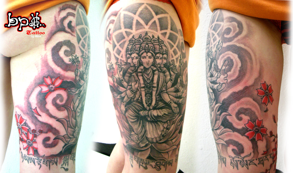 GAYATRI Shiva tattoo par olive