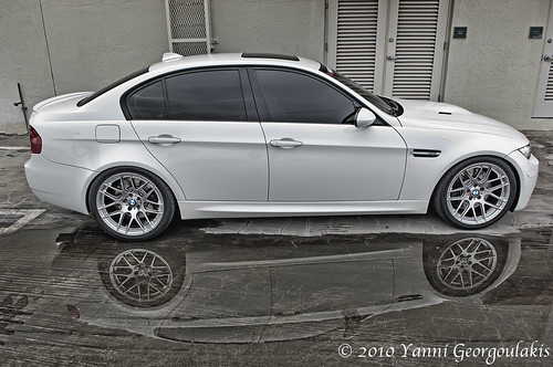 BMW E90 M3 Reflection