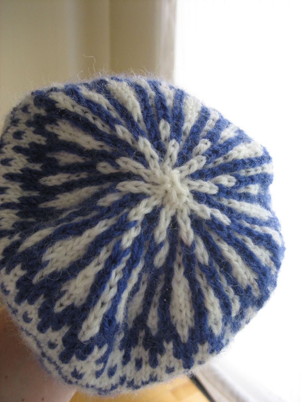 Jan's hat: my first color project