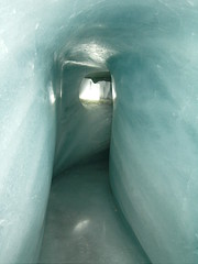 Tunel en el hielo