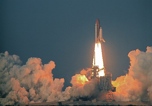 Endeavour STS-118 Blastoff