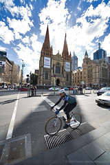 Cyclist on Flinders St, at 12mm