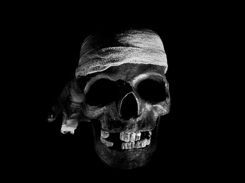 skulls wallpapers. Pirate Skull Wallpaper. Ahoy!