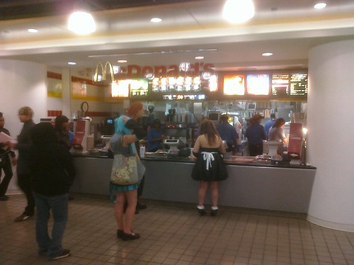 Ptw This con has a McDonalds!