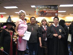 James with Prof. Umbridge, Hermione, Harry and a young witch. (07/20/2007)