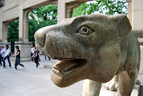 j16 - Lion of KIA Memorial Archway