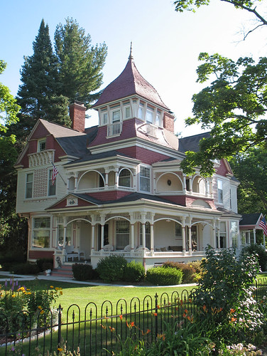 victorian. Victorian House - Bellaire