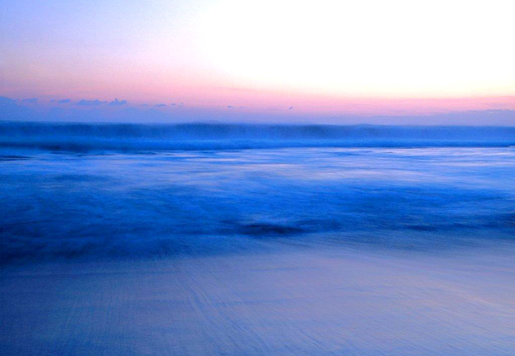 フリー写真素材 自然 風景 海 朝日 朝焼け 日の出 ビーチ 砂浜 ブルー 日本 画像素材なら 無料 フリー写真素材のフリーフォト