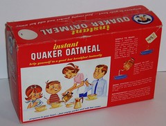 Quaker Instant Oatmeal box