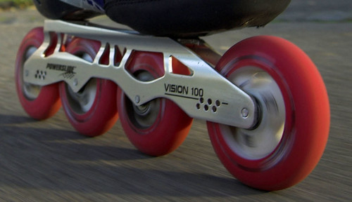 800px-Inline_skate_wheels