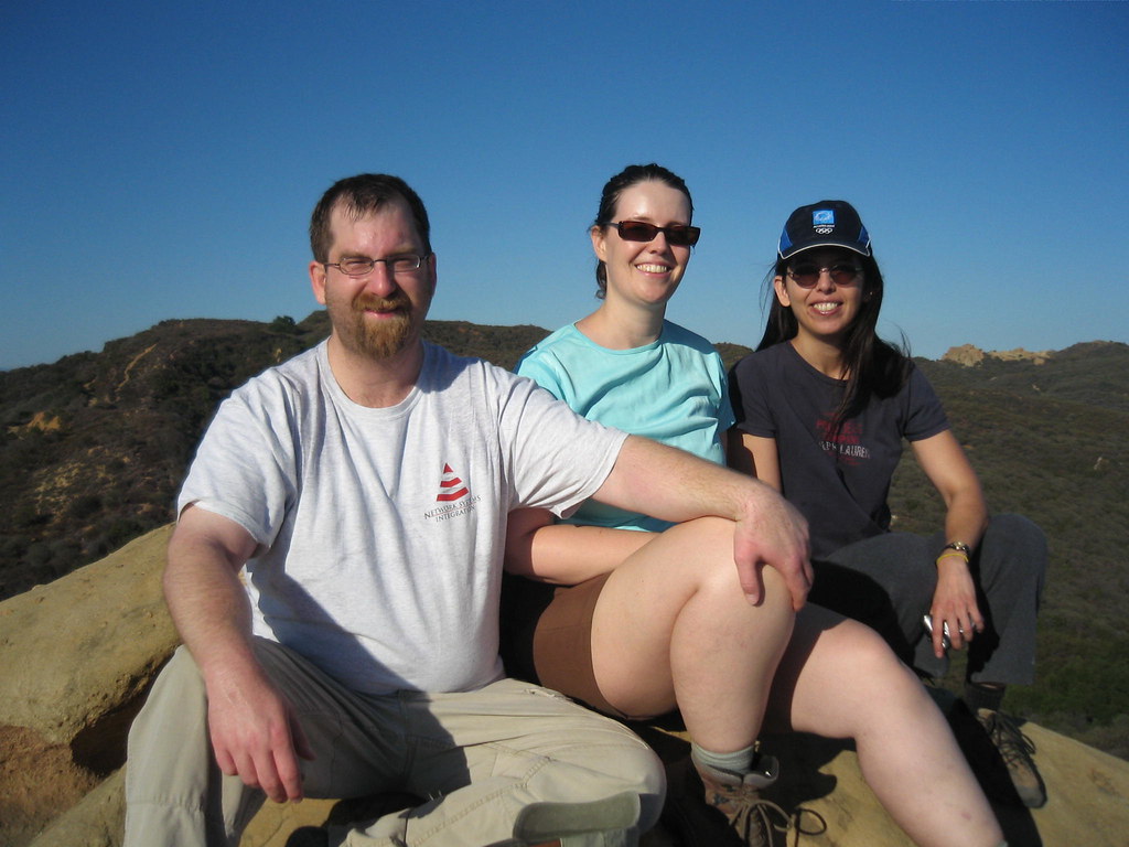Tired but triumphant. On
top of Eagle Rock in Topanga State Park. John Mark Schofield, Kate S.,
and Debbie
I.