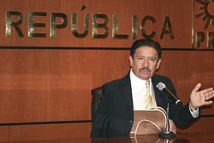 Carlos Navarrete del PRD en conferencia de prensa04