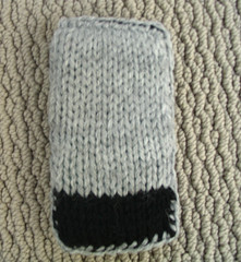 dt_knit_iphone_back