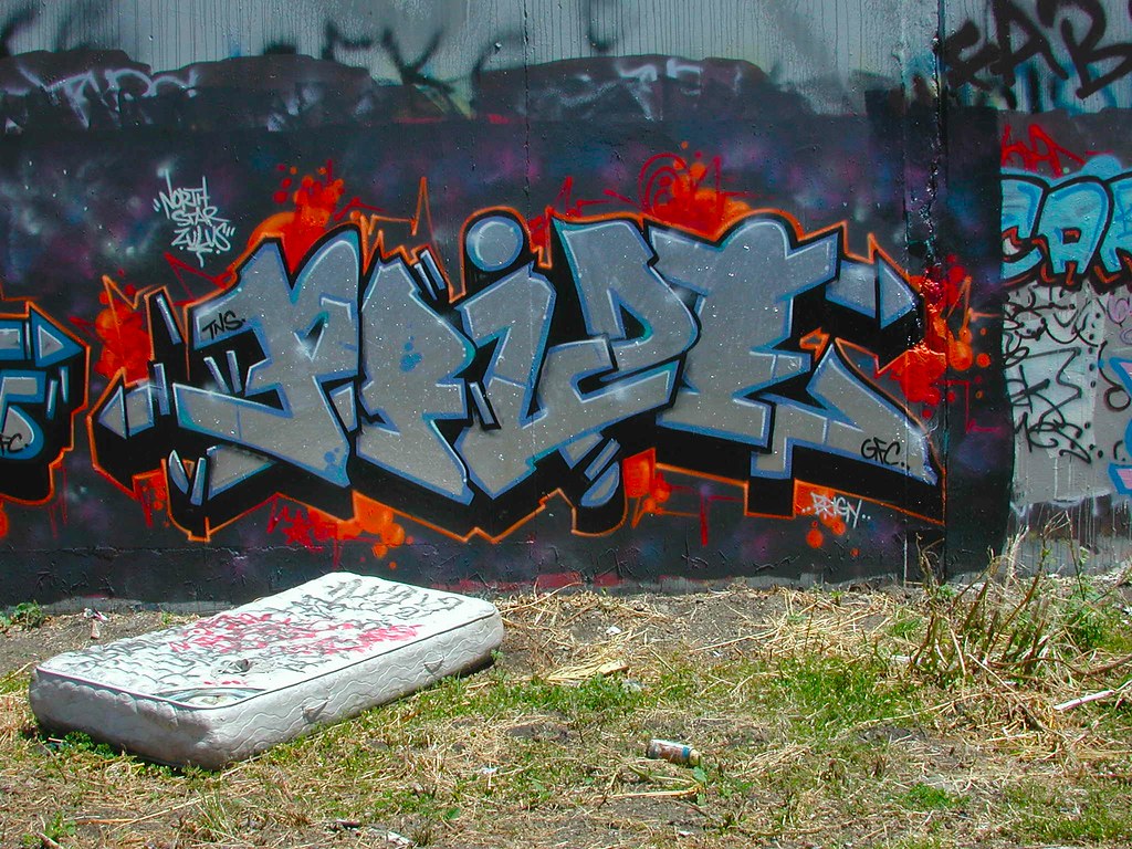 Graffiti, the yard, TNS, PRIZE, 