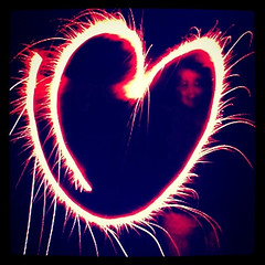 Herz aus Feuerwerk