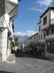 2010-5-albania-065-gjirokaster-streetview