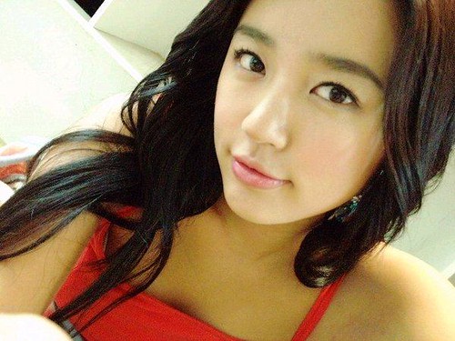 Yoon Eun Hye beauty asian model girl wallpaper picture