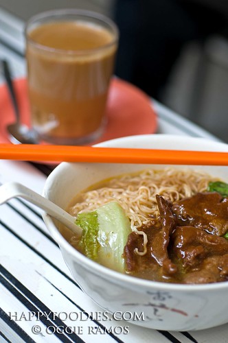 Hong Kong - Mallory Side Street Breakfast of Coffeetea and Pork Noodles