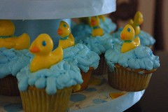 ducky cupcakes