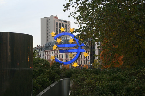 Euro-Denkmal - Oper