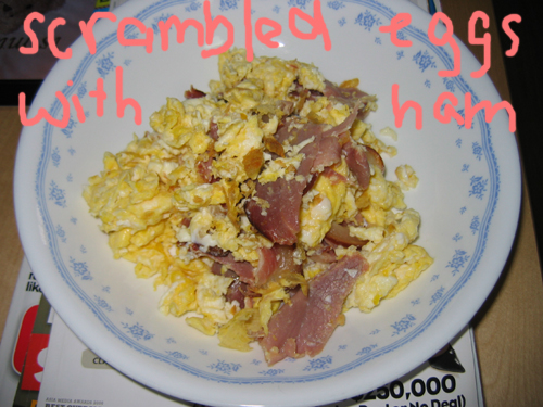 scrambled eggs with ham