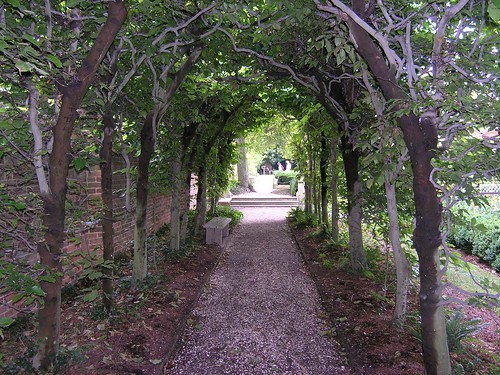 Colonial Williamsburg - Covered Passage